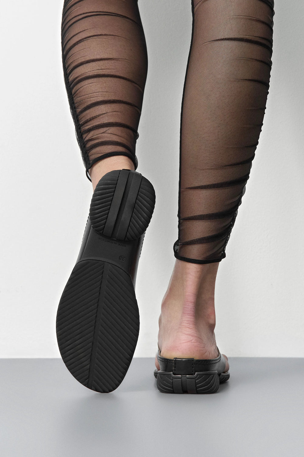 Punet Black Thonge Flat Sandals  | Miista | Designed & Handmade in Europe