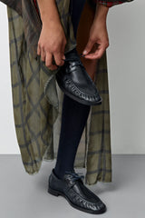 Edelira Navy Black Bicolor Derby Loafers | Miista | Designed & Handmade in Europe